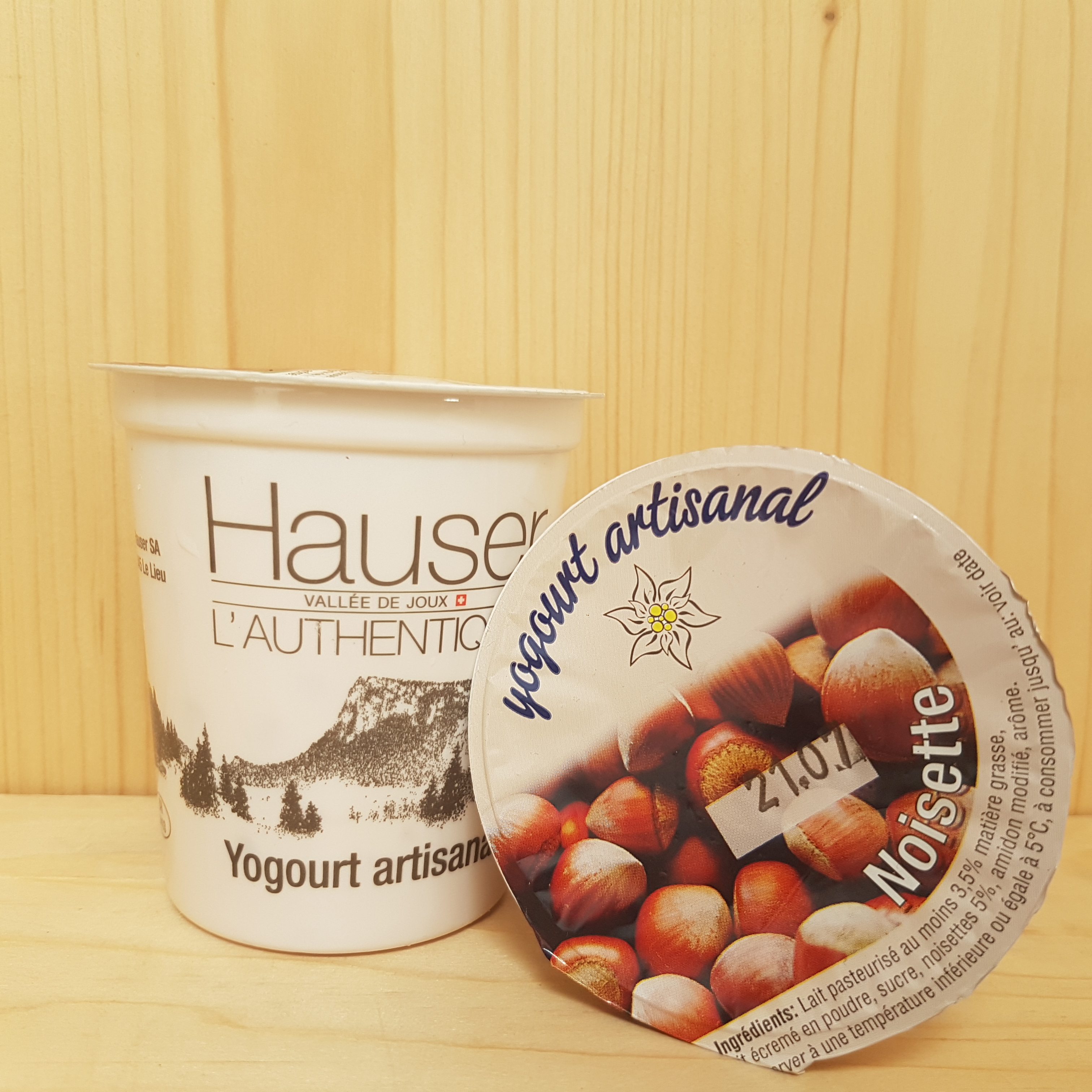 TVP_213_02_-_Hauser_-_Yogourt_noisette